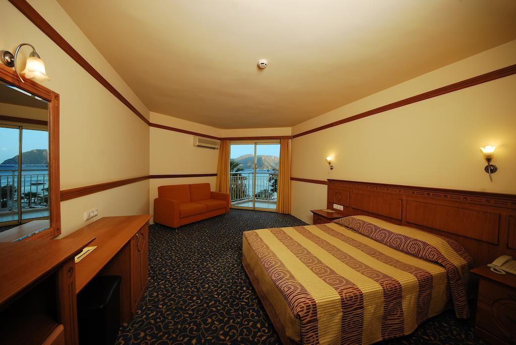 Luna Beach Deluxe Hotel Marmaris Rum bild